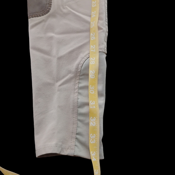 Devon-Aire Fine Riding Breeches in excellent condition Women size 26 - Picture 7 of 9